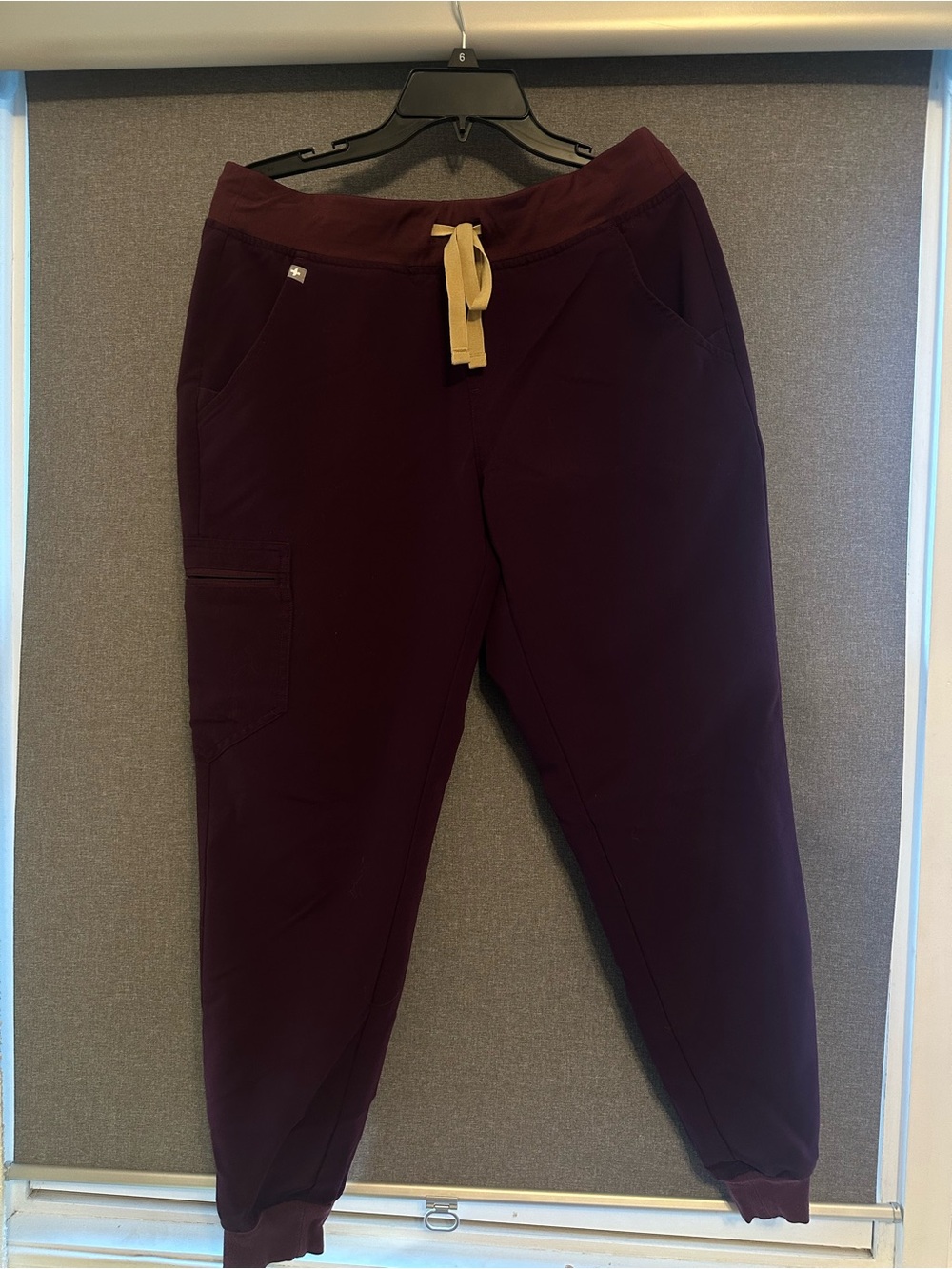 Figs Deep purple Zamora joggers